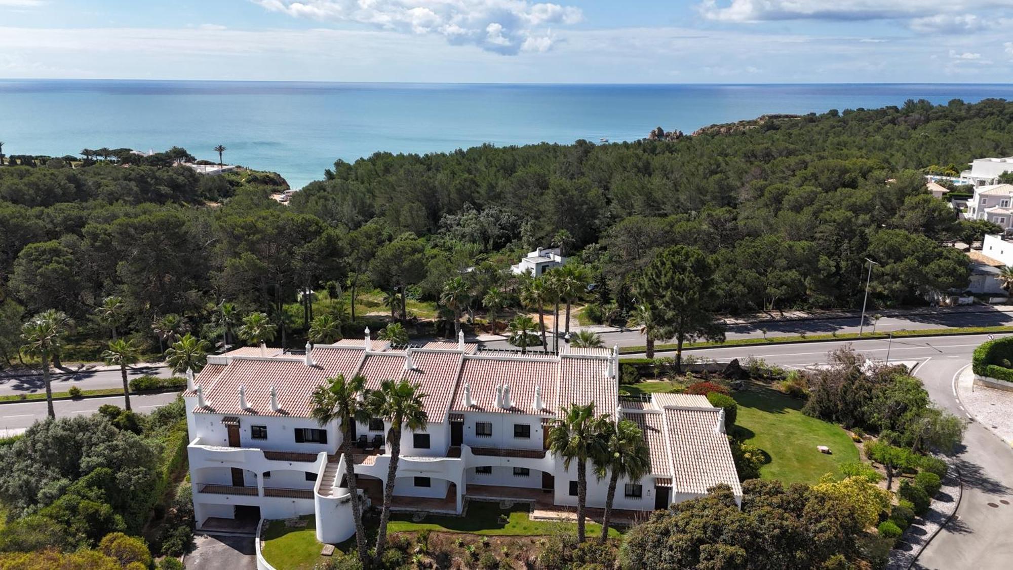 Ferienwohnung Luxury Modern T2 Ocean View - Free Parking - Pool Alvor Exterior foto